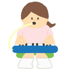 鍵盤ハーモニカを吹いている女の子の無料イラスト
