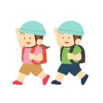 手を挙げて歩く小学生の子どもたちの無料イラスト素材