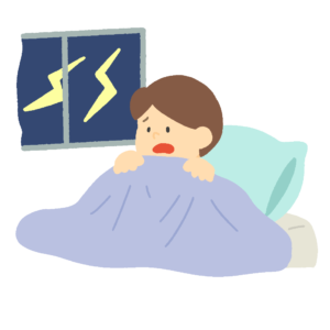 雷が怖くて眠れない男の子の無料イラスト素材