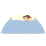 布団で寝る男の子の無料イラスト素材