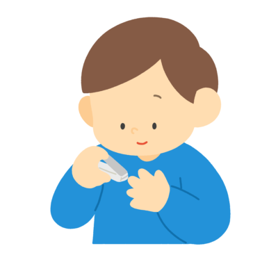 爪を切る男の子の無料イラスト|保健衛生向け素材